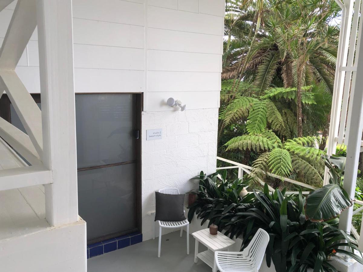 Shorebreak Studio Apartments แซฟไฟร์บีช ภายนอก รูปภาพ